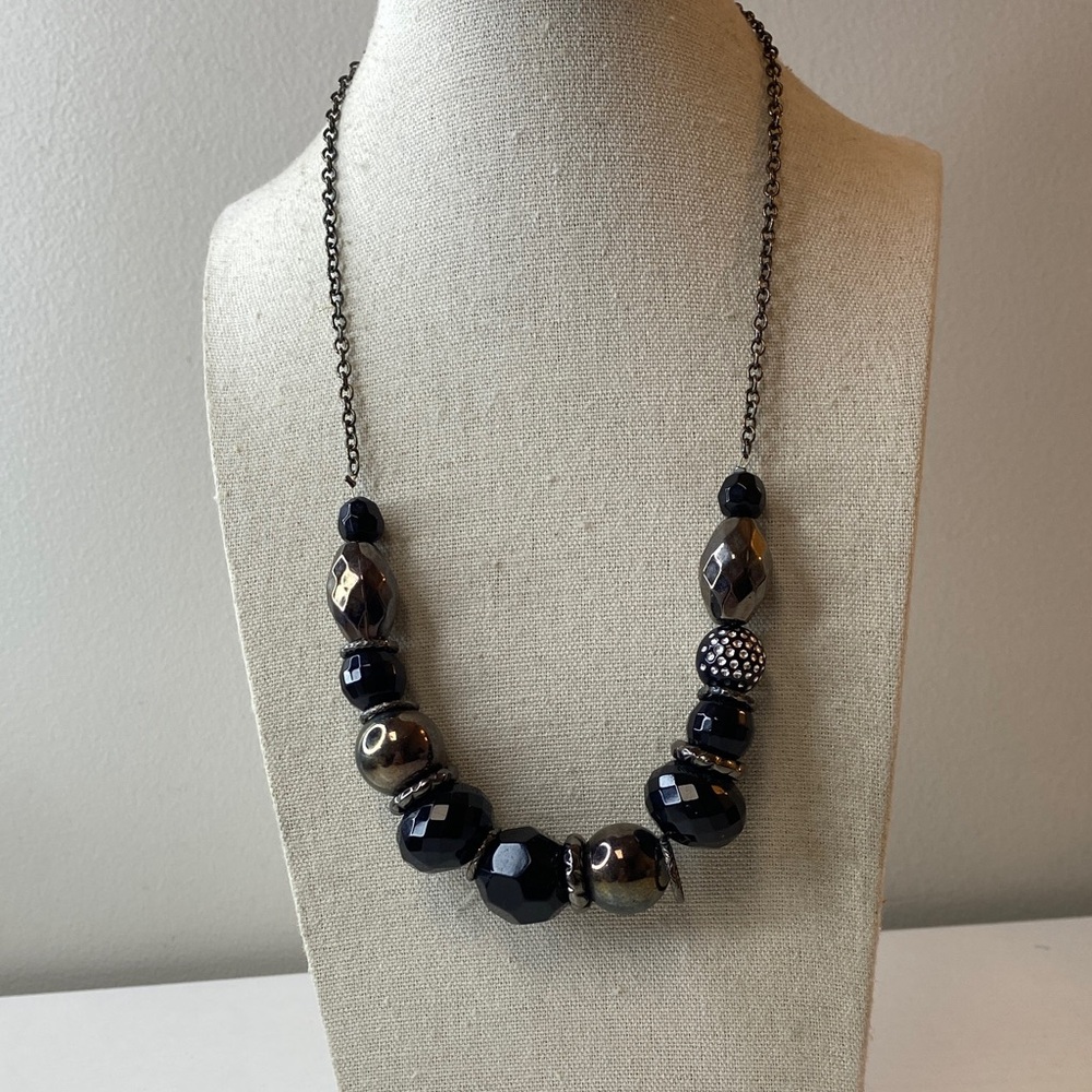 Elegant Black and Silver Beaded Necklace